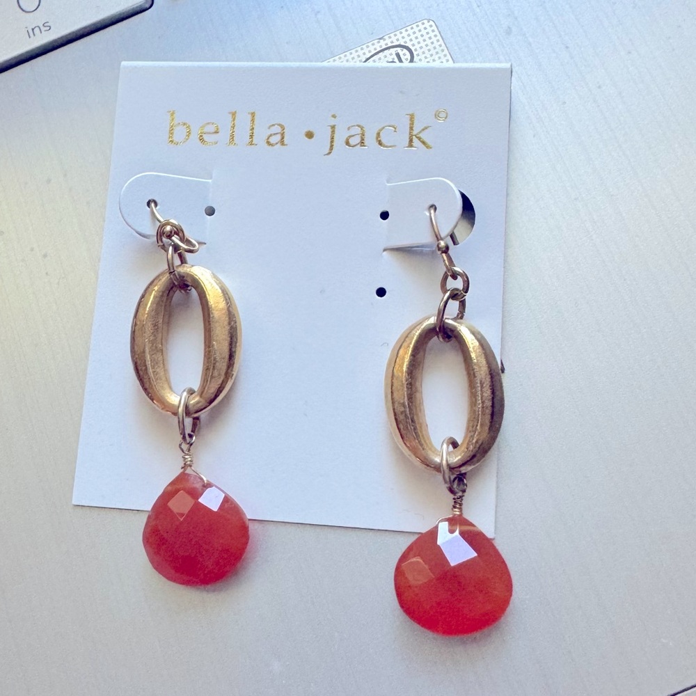 Citrine stone and gold dangle earrings